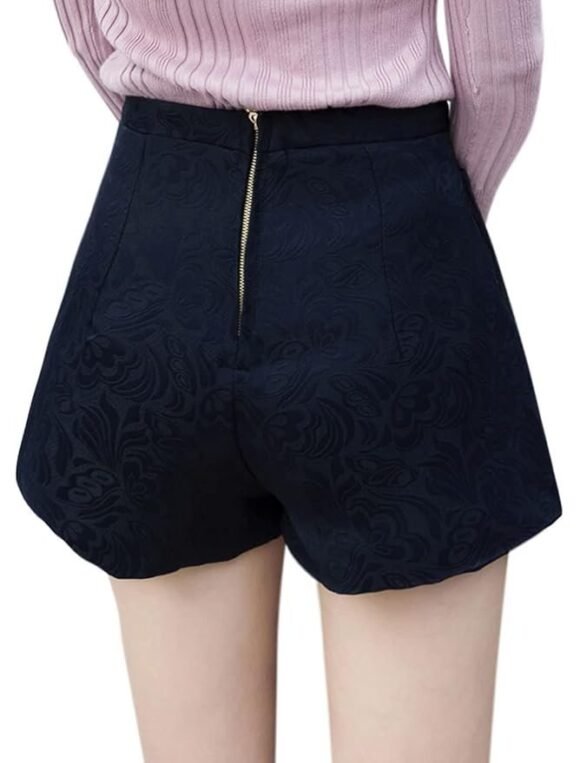 Women High Waist Floral Jacquard Two Pockets Padded Shorts - Image 2